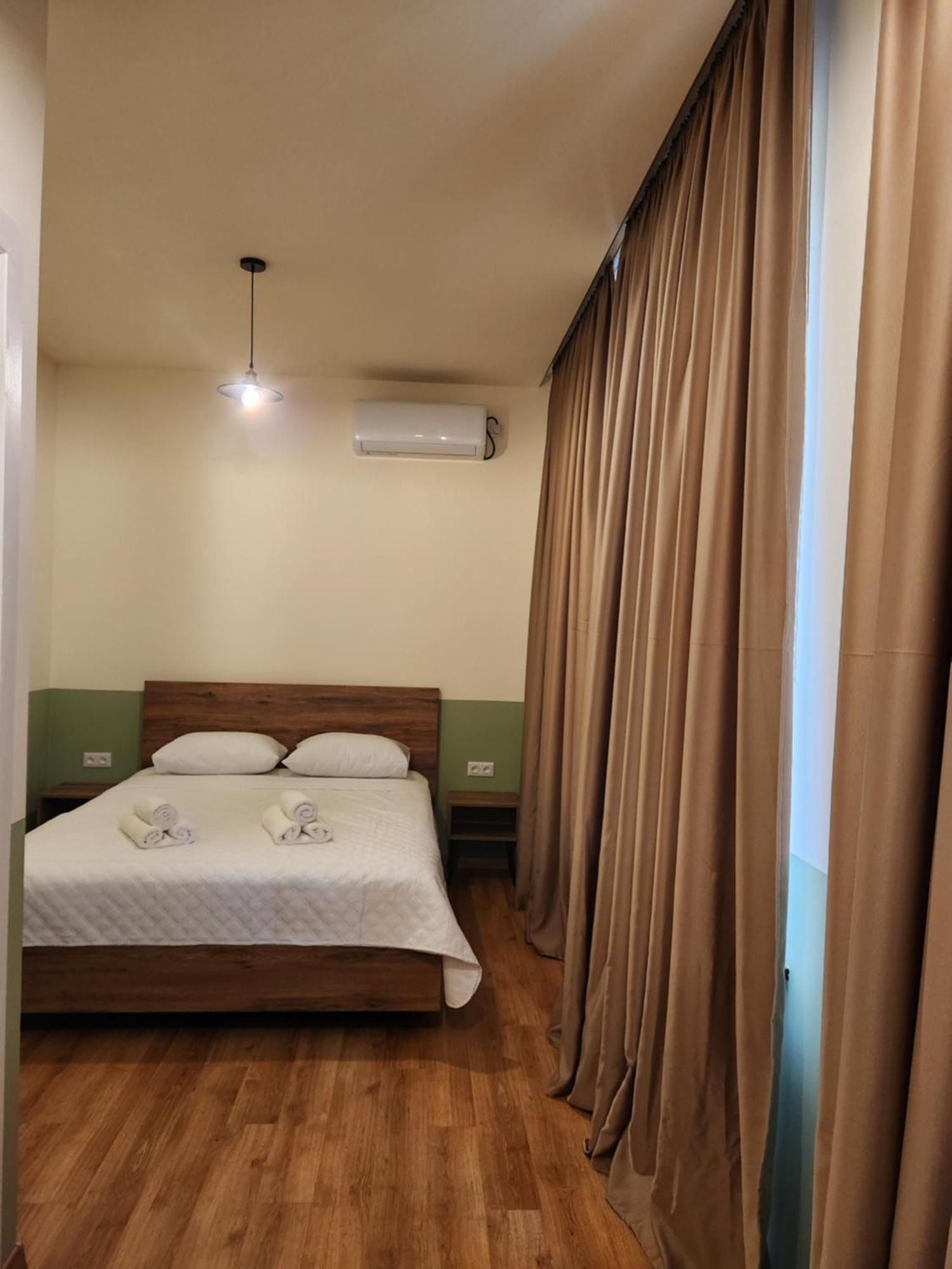 Dro Hotel Kutaisi Exterior photo